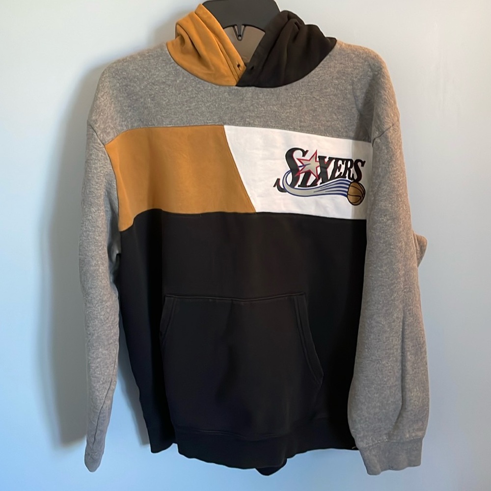 Mitchell & Ness COLOR BLOCKED FLEECE HOODIE PHILADELPHIA 76ERS size 2XL